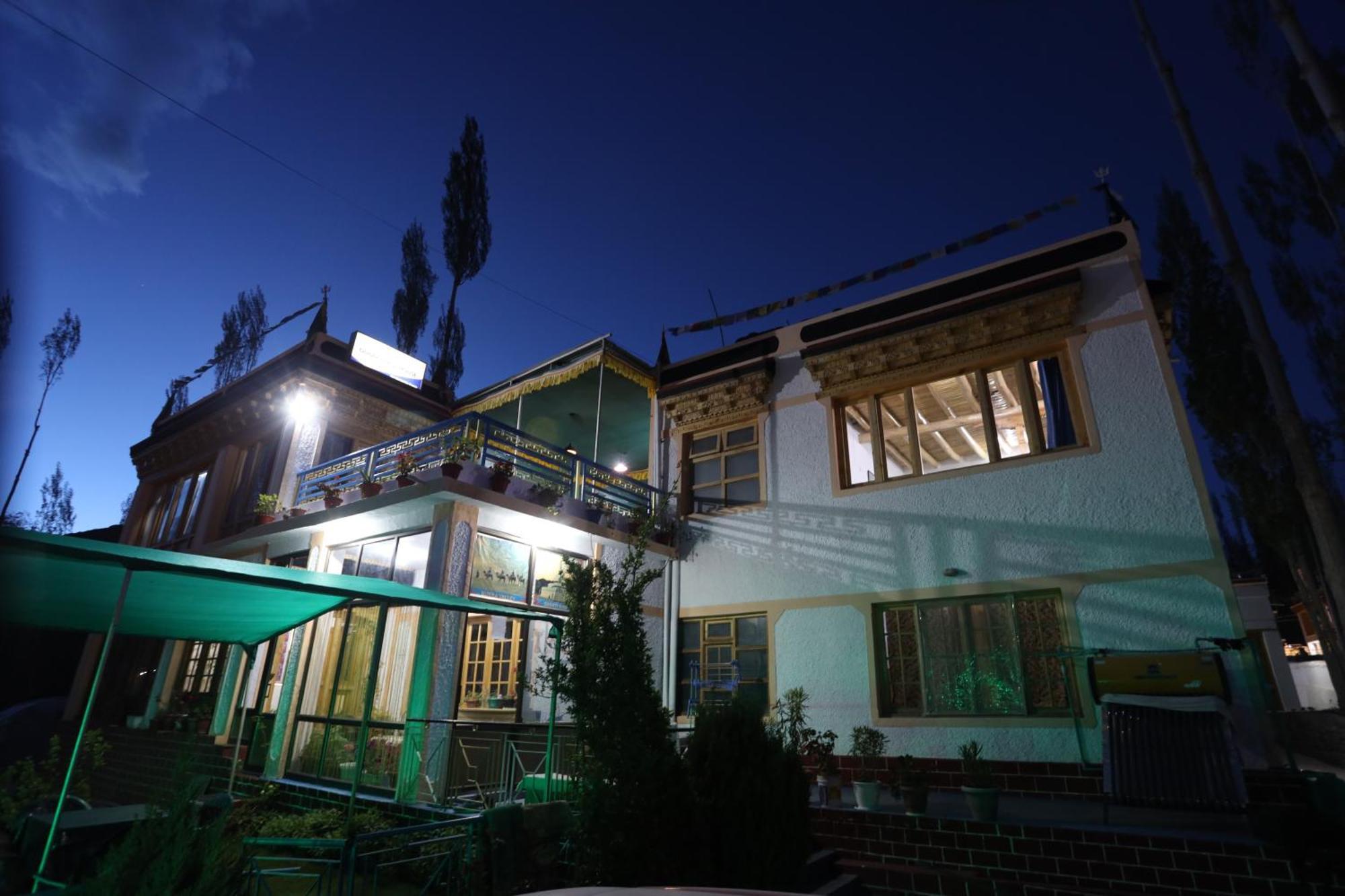 Odbar Guest House Best Guest House At Leh Ladakh Exterior foto